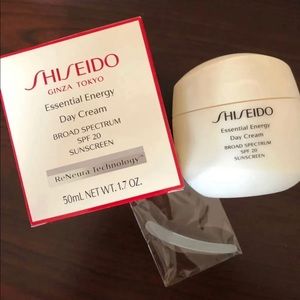 Shiseido  Essential energy day cream